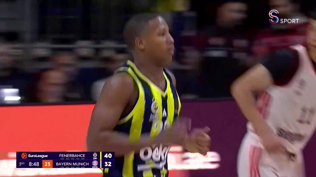 🔥🔥 Devon Hall'dan güzel bitiriş!