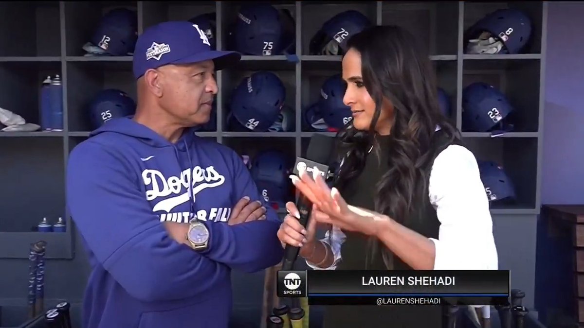 Dave Roberts tells Lauren Shehadi that he keeps his father Waymon's memory close with every day he spends with the @dodgers 💙