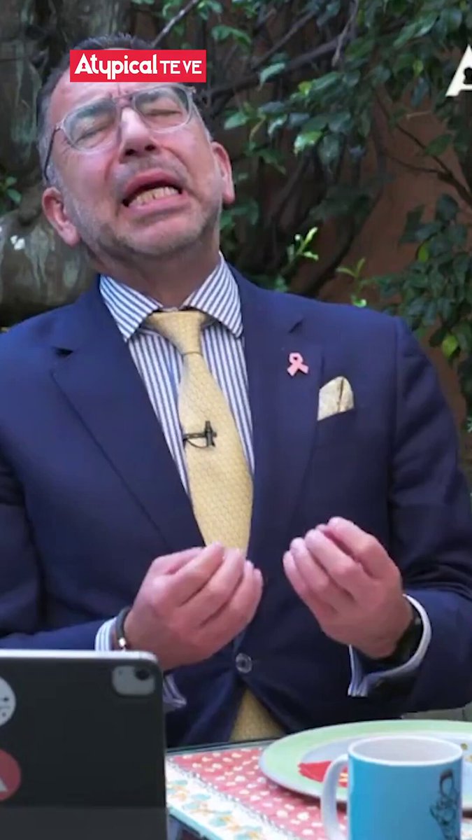 🤣MENSAJE A ARTURO ÁVILA🤣 𝐉𝐚𝐯𝐢𝐞𝐫 𝐋𝐨𝐳𝐚𝐧𝐨 𝐀. y Carlos Alazraki humillan al gavioto del bienestar Arturo Ávila., luego de que el morenista defendiera a Claudia Sheinbaum Pardo después de callar a los damnificados de Veracruz.