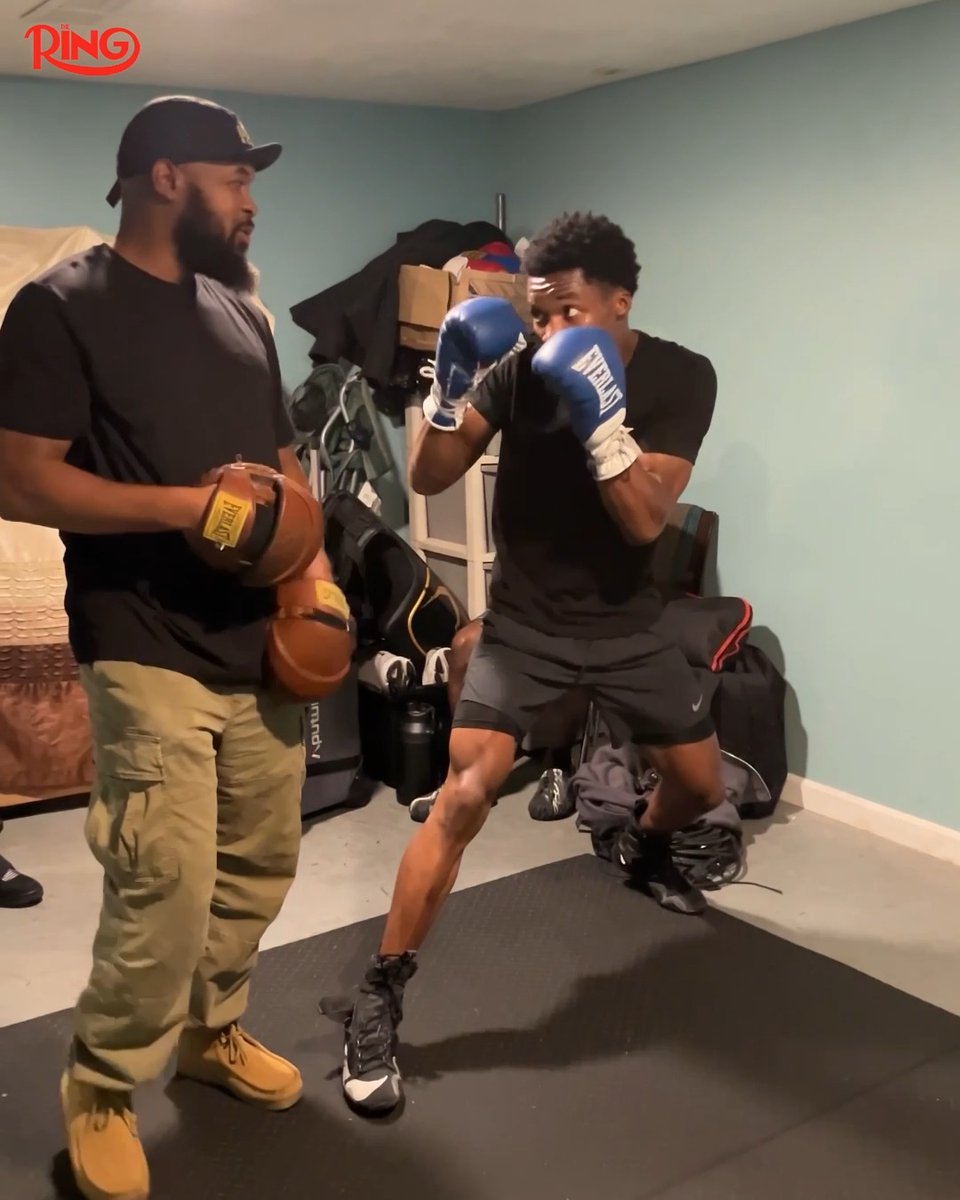 Abdullah Mason gets the work in no matter where he is 😤🏠 The Ring IV live on DAZN l موسم الرياض | Riyadh Season l Nov 22nd 🥊