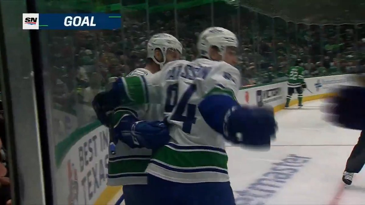MAX SPEED. 💨 That's THREE unanswered goals from your #Canucks!