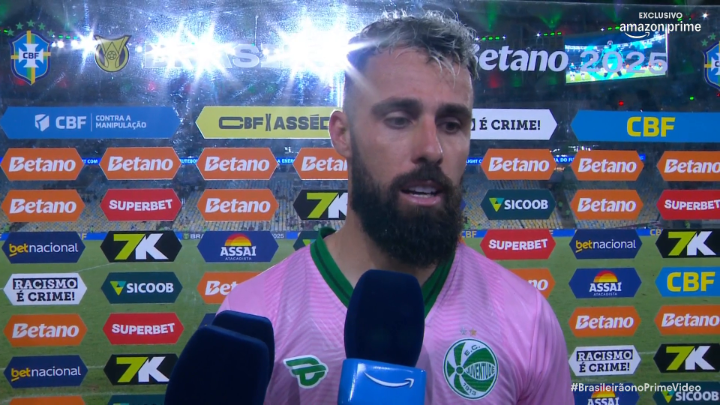 Jandrei, goleiro do Juventude, sobre arbitragem da partida contra o Fluminense: "Hoje foi nossa vez de reclamar da arbitragem, o Fluminense saiu festejando. Espero que, quando aconteça com eles tenham o discernimento de olhar para trás." 📽️Prime Video Sport Brasil