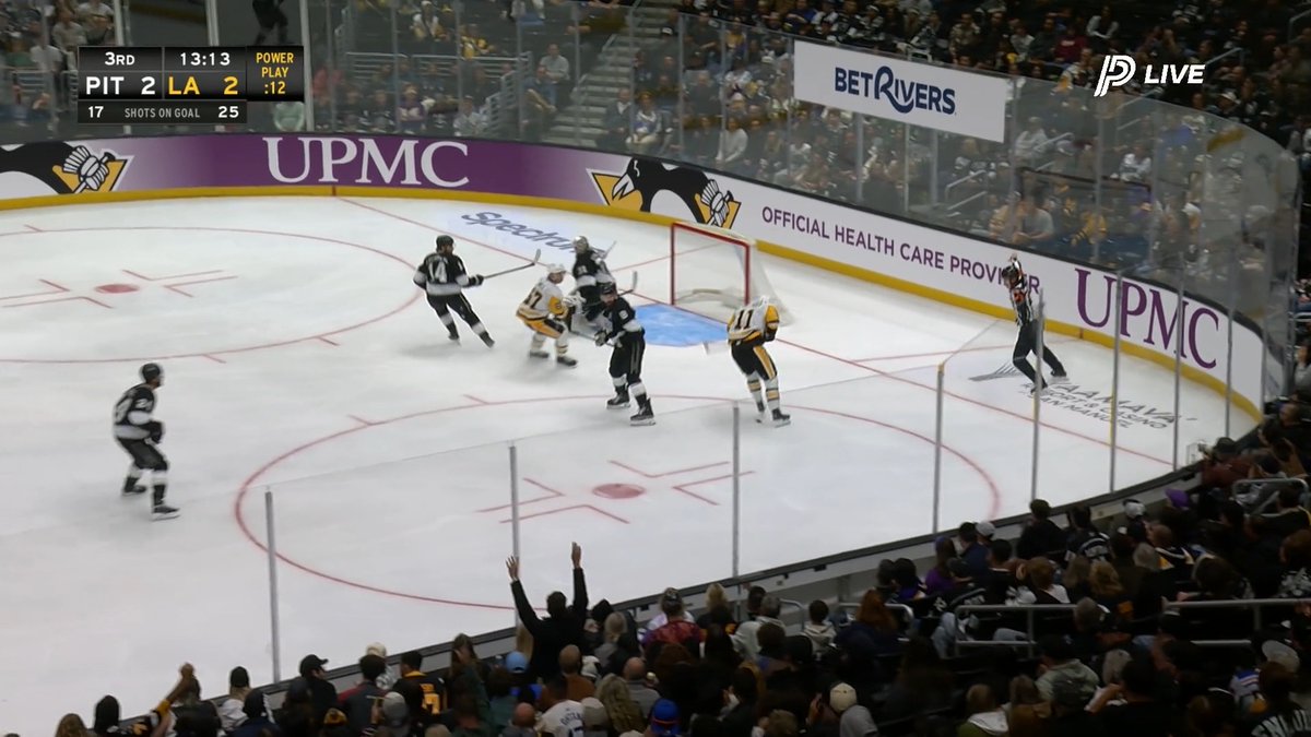 Filip Hallander's first career goal: shorthanded 😱