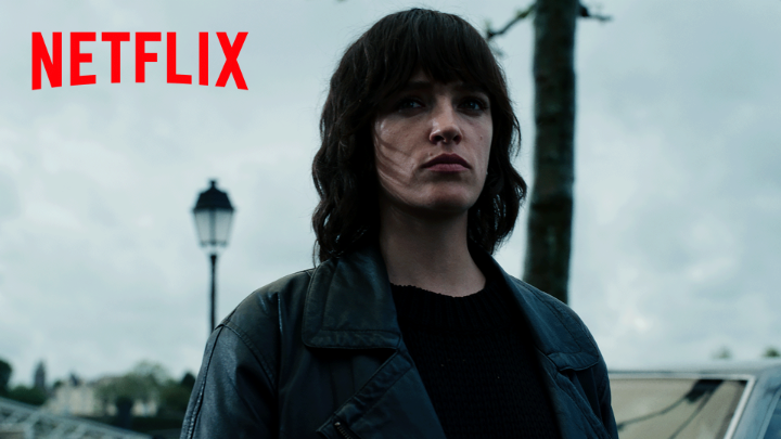 Así habla la crítica de 'Un fantasma en la batalla'. Protagonizada por Susana Abaitua, la película de Agustín Díaz Yanes y los productores de 'La sociedad de la nieve' ya está disponible en Netflix tras su paso por el Festival de San Sebastián y las salas de cine.