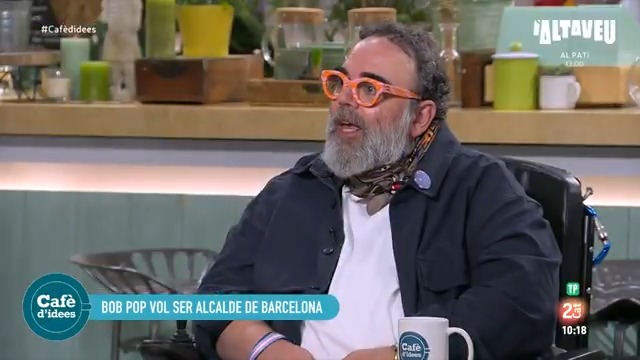 🗣️ "M'agradaria ser l'alcalde de Barcelona i mostrar que la política pot ser sexi" ☕ Bob Pop explica què li han dit els Comuns de la seva proposta per ser alcaldable 📲