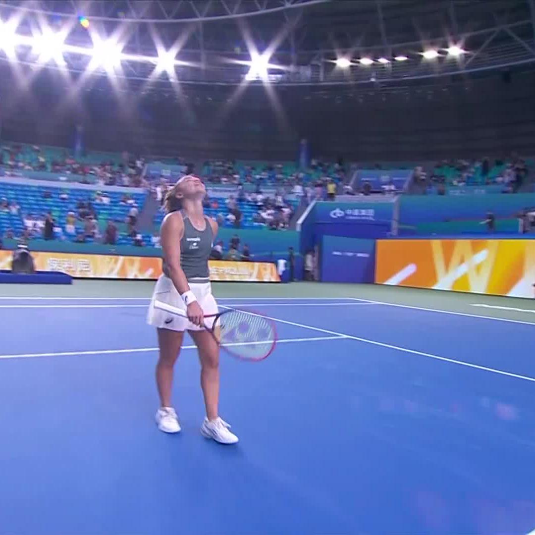 A SEVENTH SEMIFINAL OF THE SEASON 🤩 After 3 hours 22 mins, Jasmine Paolini triumphs 5-7, 7-5, 6-3 against Bencic 👏 #NingboOpen
