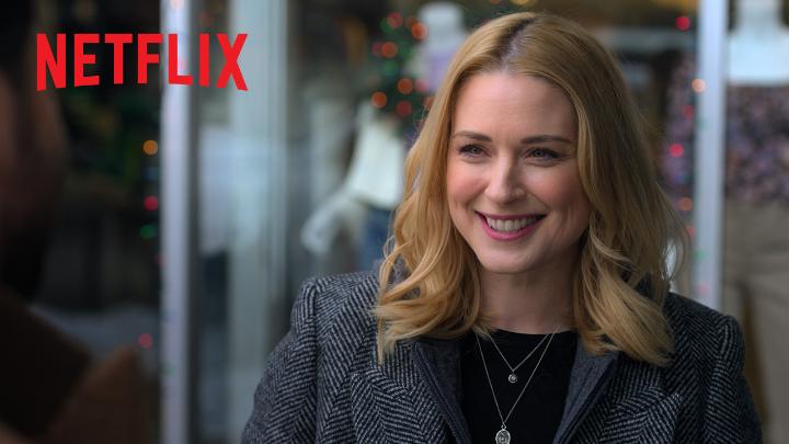 Mamá soltera... ¿Doble vida? 🎅 ✨ Alexandra Breckenridge, Ryan Eggold y Tia Mowry protagonizan 'El secreto de Santa', disponible este 3 de diciembre solo en Netflix.