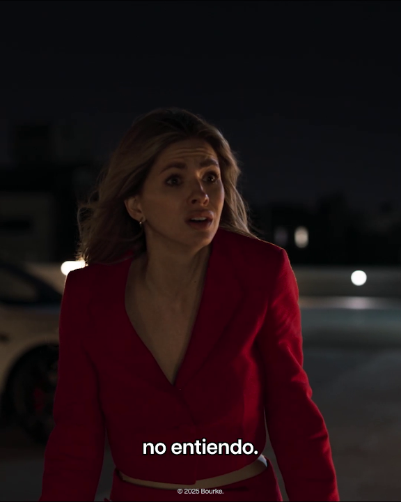 Tras ser testigos de un crimen Mateo y Lara quedan atrapados en un estacionamiento, que ahora es una trampa mortal 🚗 #Parking ya está disponible en #DisneyPlus.