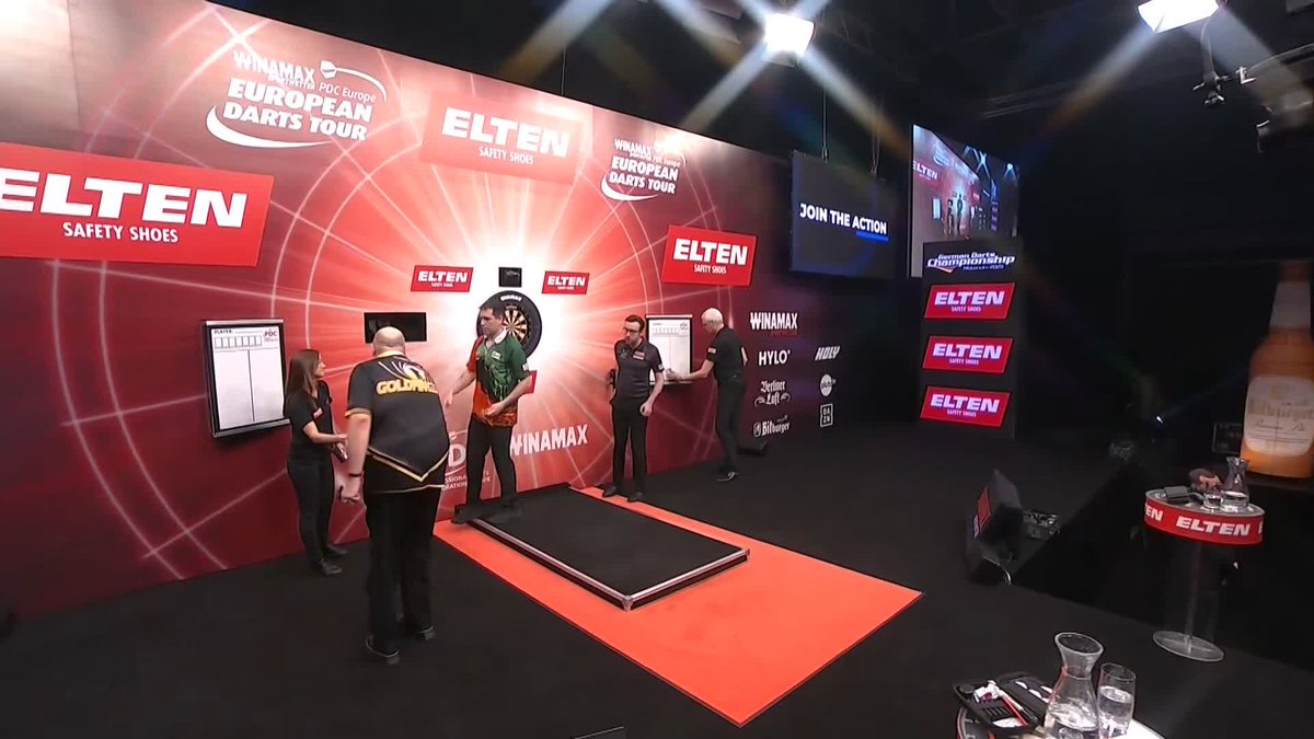 O'CONNOR KEEPS HIS HOPES ALIVE! William O'Connor looks to keep his hopes alive of making the European Championships in Dortmund, as he beats Andrew Gilding 6-4! 📺 #ET14