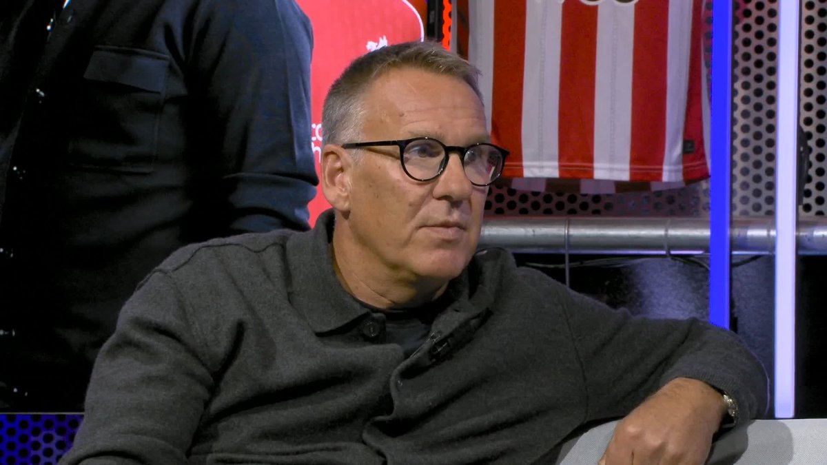 "I don't see who is going to beat Arsenal" 🤔 Paul Merson says Liverpool "haven't played well" this season and need to start finding form if they are to challenge Arsenal for the title 🔴