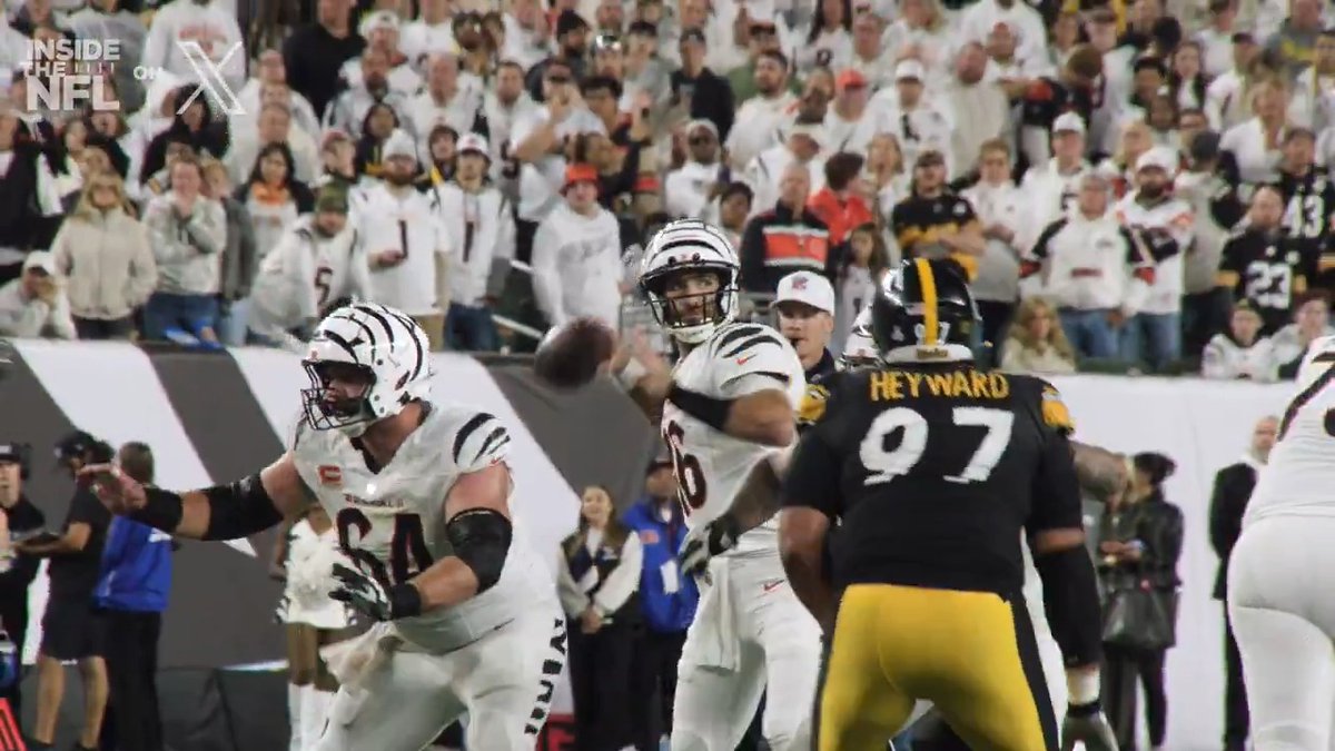No AI here, just invoking the legend Harry Kalas to narrate an instant classic 🎙️ Cincinnati Bengals