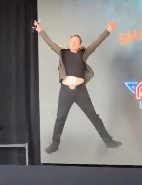 Happy Elon 🕺