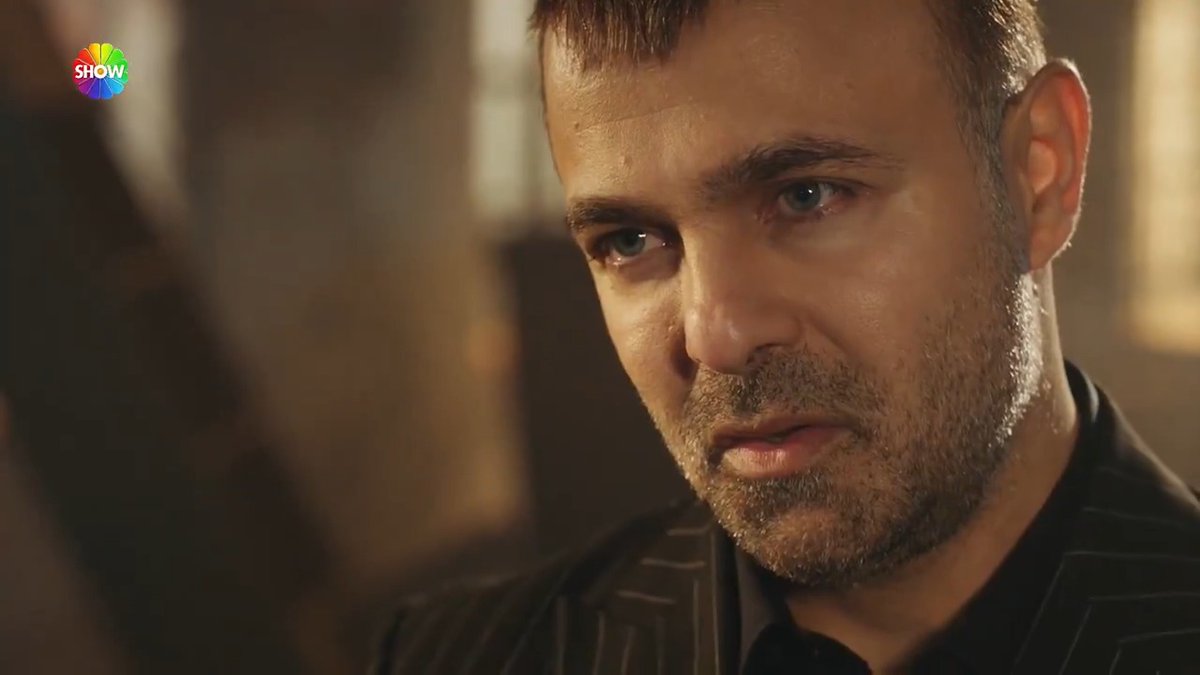 “Bana bir iyilik borçlusun…” #KızılcıkŞerbeti yeni bölümüyle @showtv’de. @goldyapim