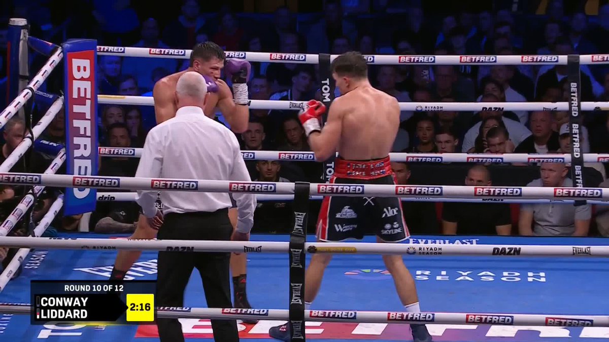 WOW! The towel comes in and George Liddard is the new British and Commonwealth Middleweight Champion! 👏👏👏 #ConwayLiddard | DAZN Boxing