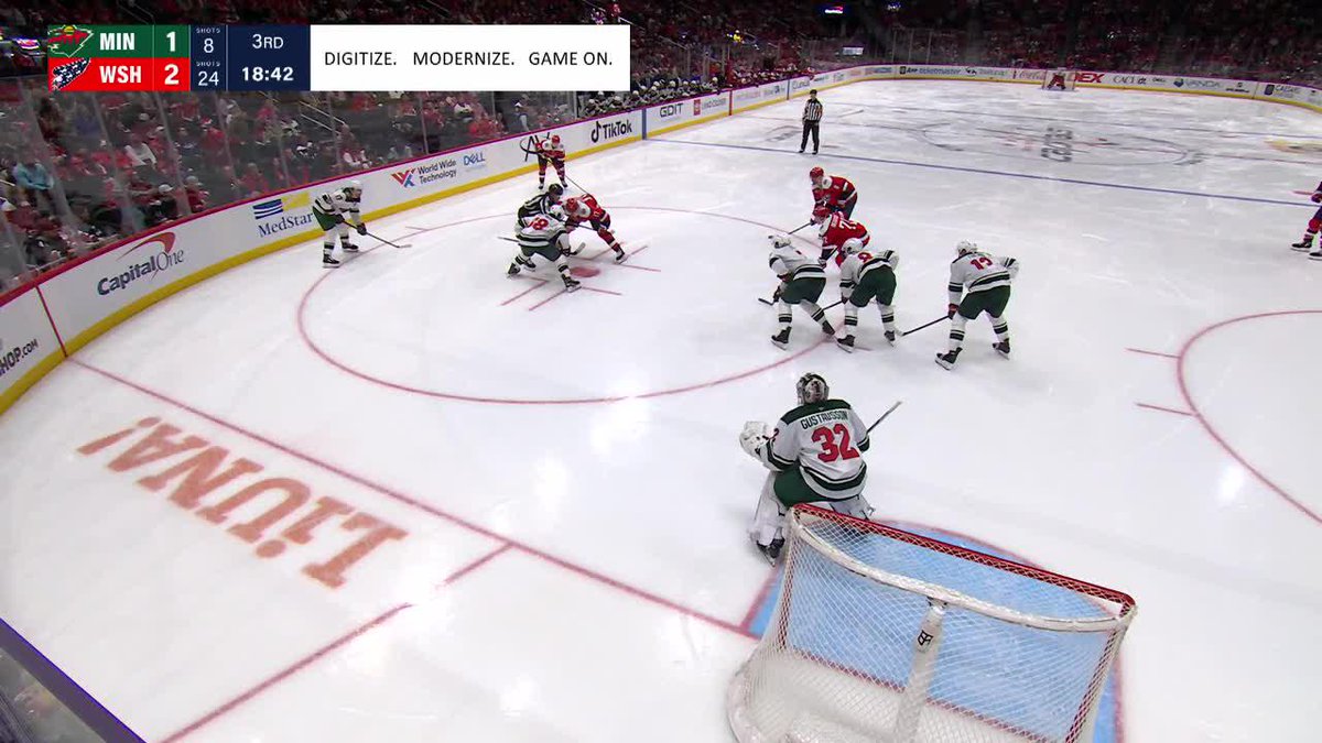 Alex Ovechkin scores his 1st goal of the season, the 898th of his career. He passes Alex Ovechkin to break the record for most goals in a career. 2 away from 900. #ALLCAPS