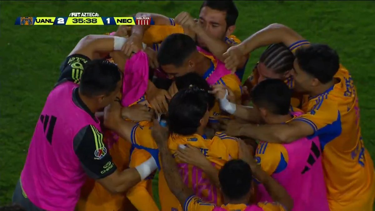 De volea, golazo y doblete de Brunetta. 🥵
