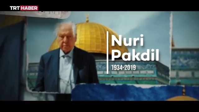 "Yürü kardeşim, ayaklarına bir Kudüs gücü gelsin..." Türk edebiyatının Kudüs şairi, mütefekkir #NuriPakdil'in vefatının 6. yılı…