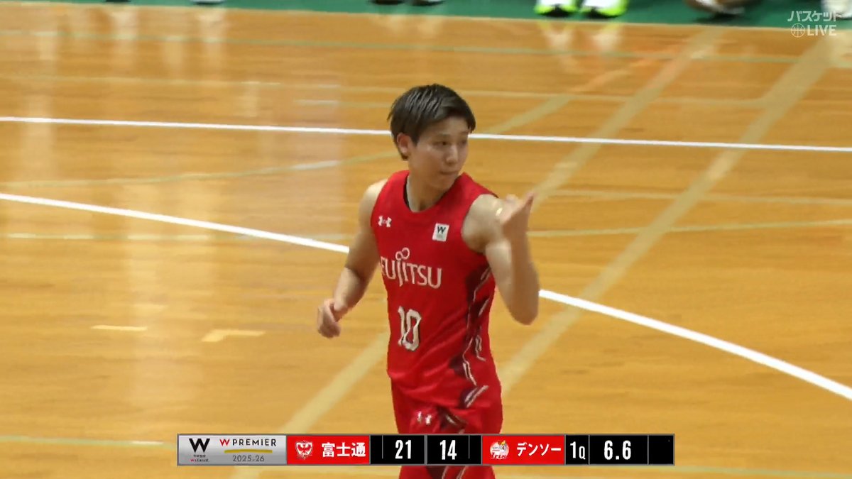 さすが #町田瑠唯‼ 第1Q残り6.6秒から驚異のスピードで会場を沸かせる🙌 #富士通 🆚 #デンソー 🏀大樹生命 #Wリーグ🏀 第1週｜GAME1 ▶視聴はコチラ #バスケットLIVE ライブ/見逃し配信中📡 #みようよWリーグ W LEAGUE（Wリーグ） 富士通レッドウェーブ