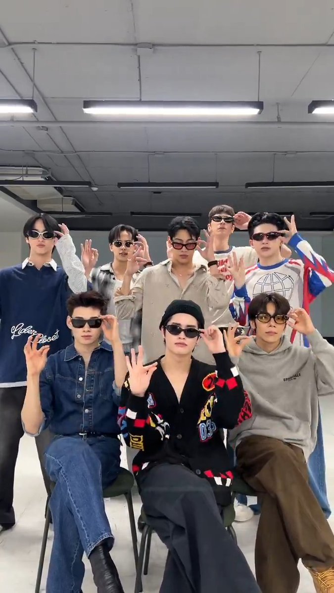 BamBam x ATLAS so handsome so เป๊ะ 🕶️ ATLAS - เป๊ะ 👉🏻 BamBam #แบมแบม #BamBam #ATLASเป๊ะ #ATLASth #ATLAS_th #XOXOentertainment