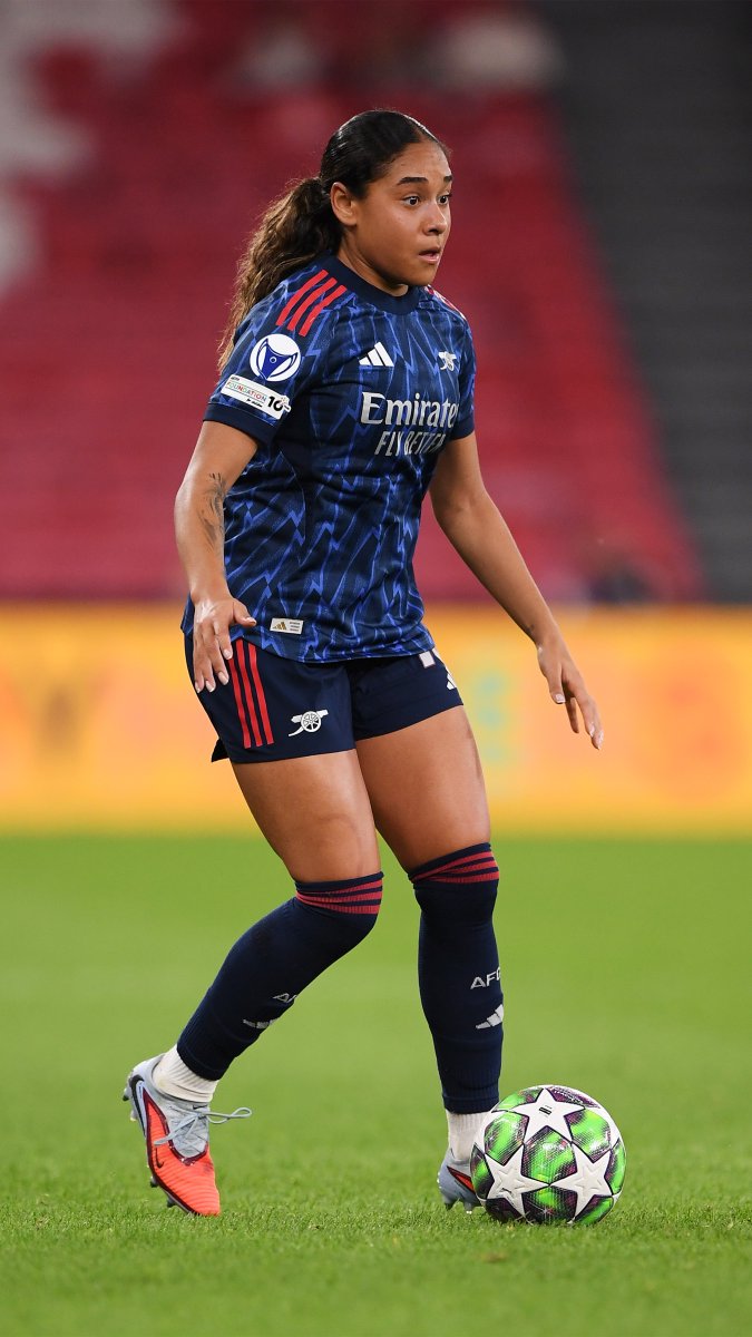 Bringing the threat. Some Olivia Smith Benfica brilliance ๐ช