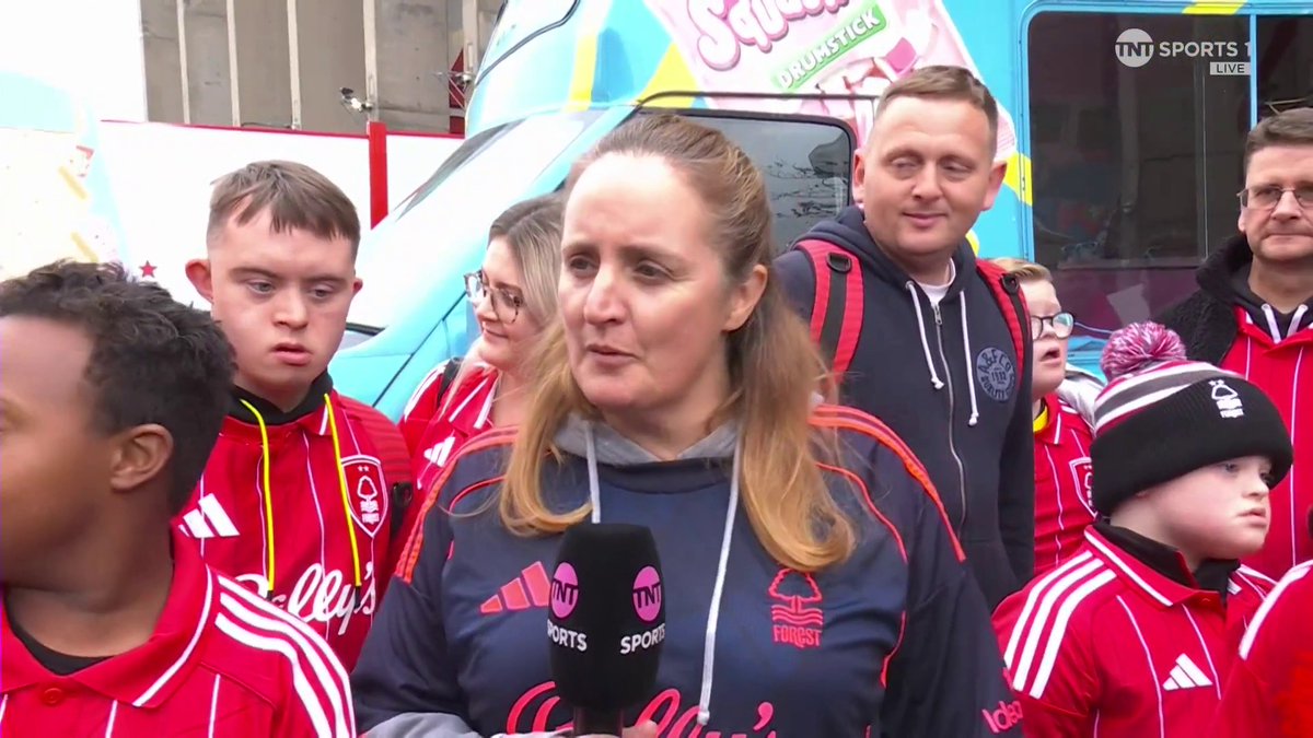"He's not embraced Nottingham or tried to make a good relationship with the fans" 😳 Liam MacDevitt speaks to a Nottingham Forest fan about Ange Postecoglou and Elliot Anderson... 📺 TNT Sports &amp; discovery+ UK