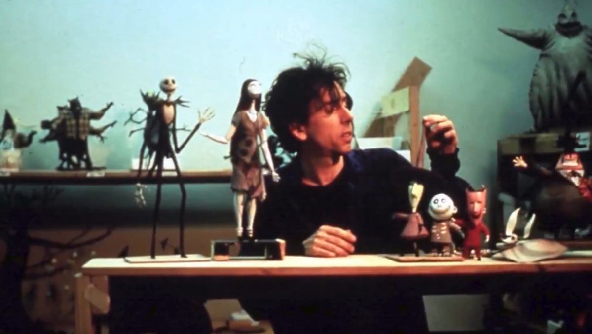 『Tim Burton: Life In The Line』予告編 📽️#ティム・バートン の人生と創作の歩みを描く4部構成のドキュメンタリー・シリーズ このドキュメンタリーには、ティム・バートン作品を支えてきた数多くの著名人が出演。彼との仕事や知られざるエピソードを語ります。 出演:ジョニー・デップ、ヘレナ・ボナム=カーター、ウィノナ・ライダー、マイケル・キートン、ジェナ・オルテガ、ダニー・エルフマン、ダニー・デヴィート、クリストフ・ヴァルツ、クリストファー・ウォーケン、ミア・ワシコウスカ、など。