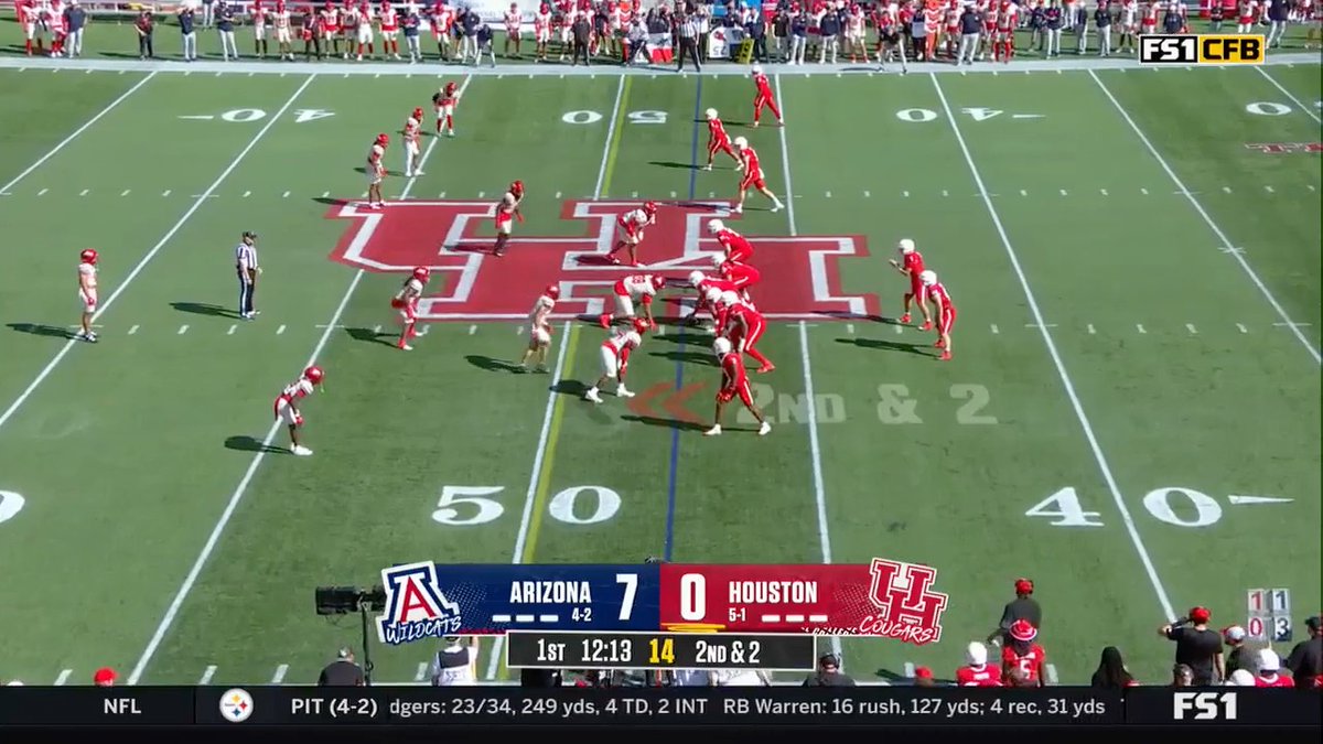 Under 3 min into Arizona-Houston, Connor Weigman has a 52-yd passing TD, and it’s *not* the longest TD of the day.