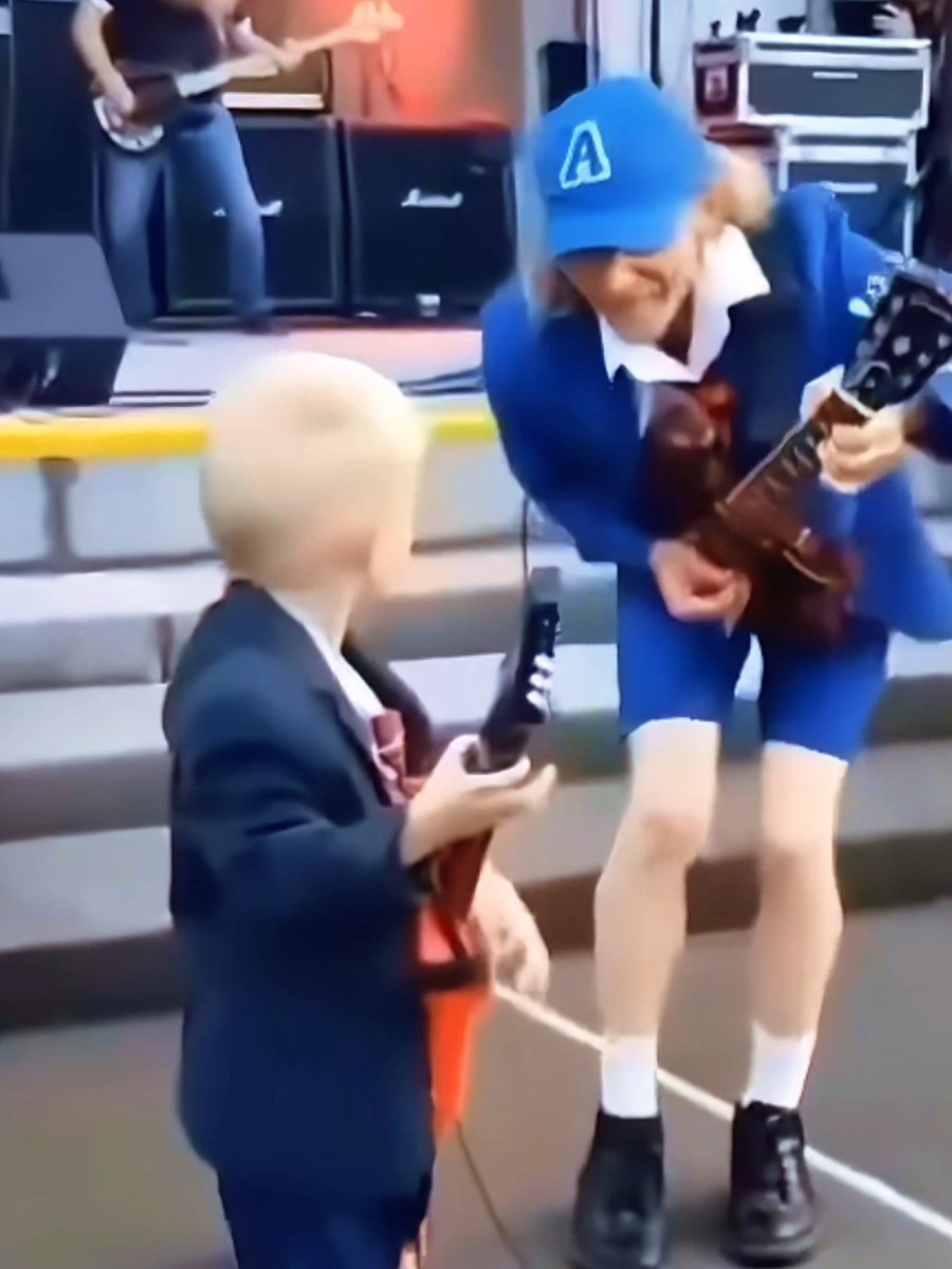 Little Old Angus Young being a hero for Little Young Angus Young. I’m confusing myself now…just enjoy this nice moment from a legend!