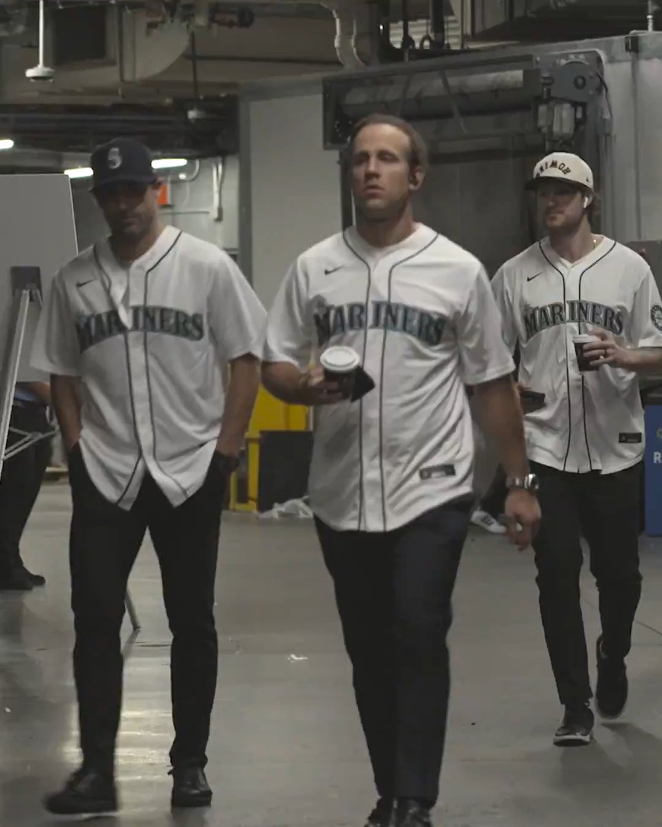 walk in the 6ix, takeover the 6ix 🤝 Seattle Mariners