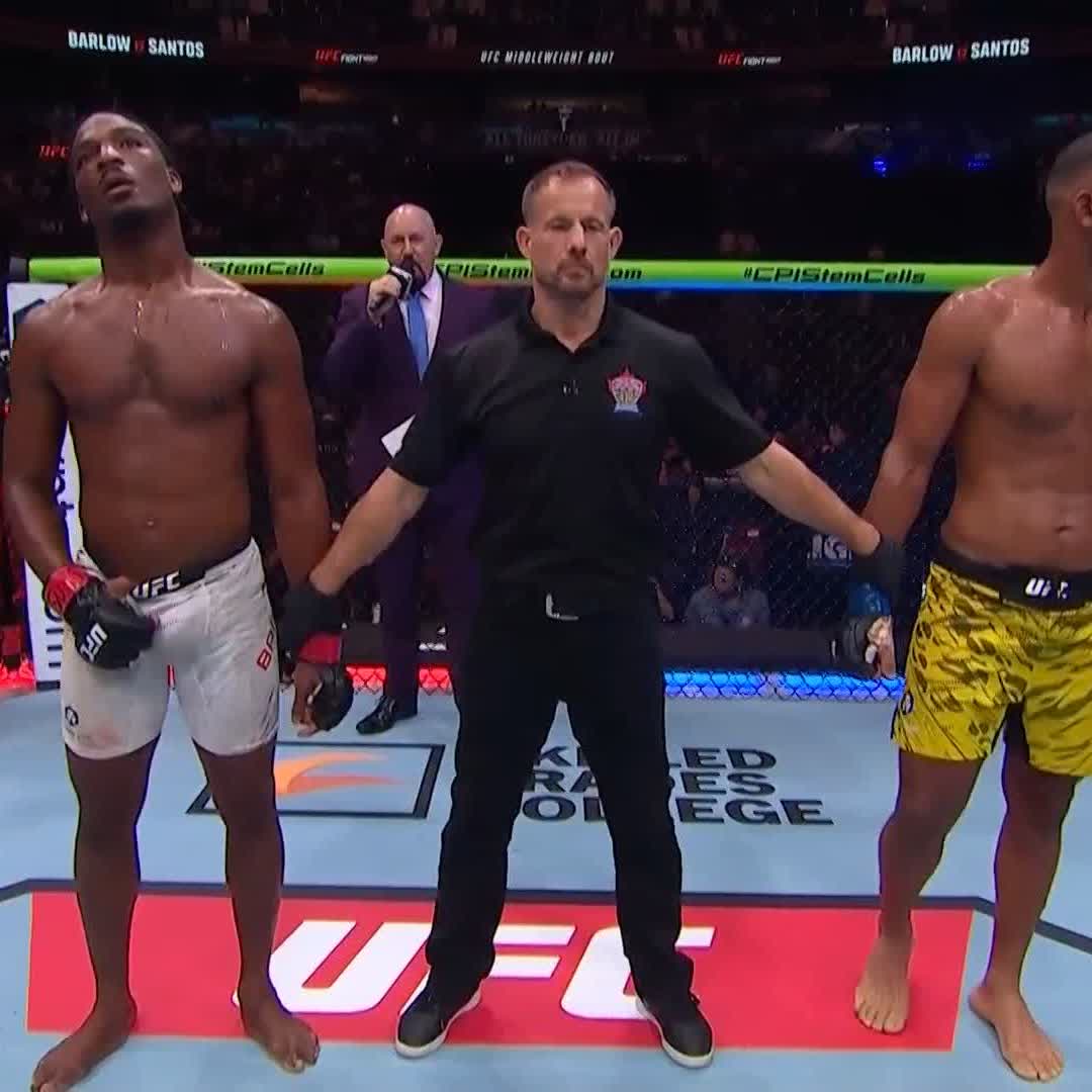 Scorecards all look the same ✍️ Djorden Santos earns the UD victory for his first UFC win! [ #UFCVancouver | LIVE NOW on the @ESPN app ]