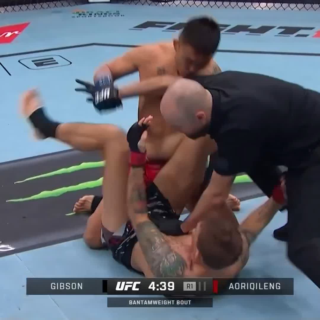 HE ONLY NEEDS TO FIND ONE SHOT 😳 Aoriqileng ends the fight within the first thirty seconds! [ #UFCVancouver | LIVE NOW on the @ESPN app ]