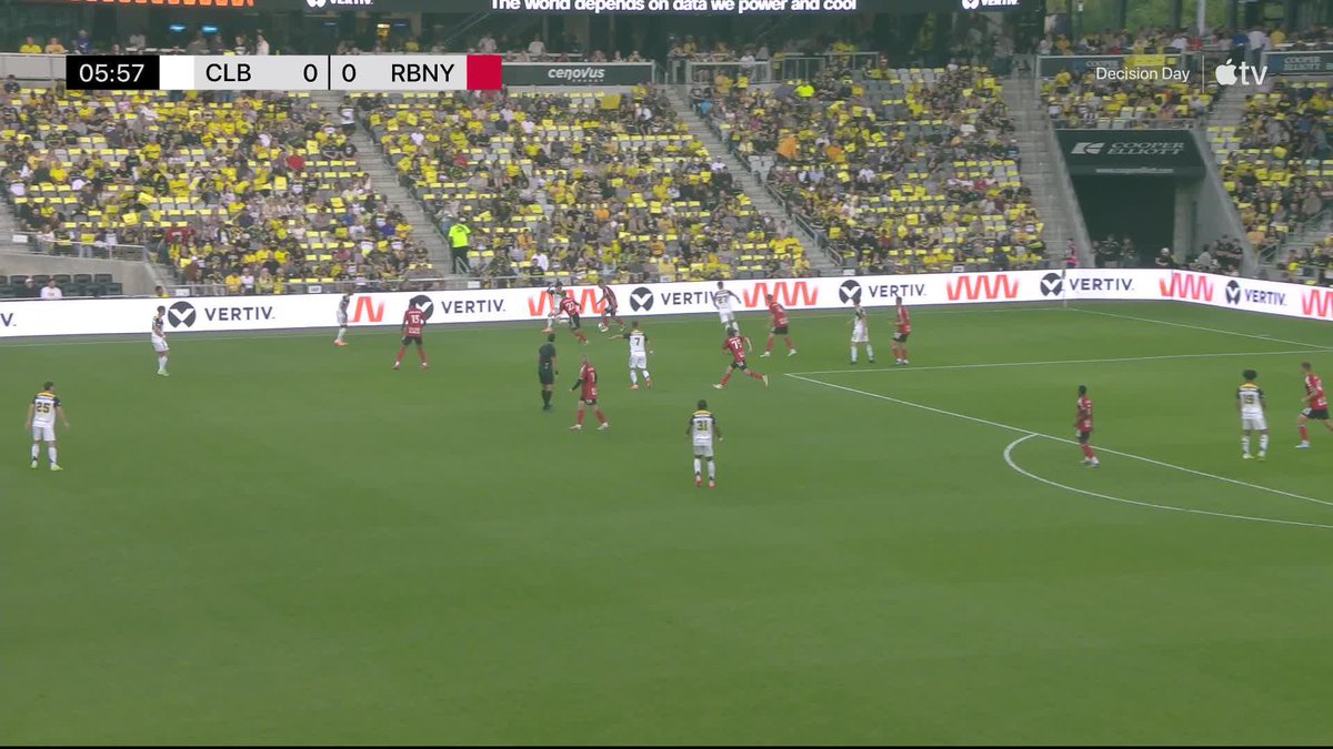 Darlington Nagbe Forever ❤️ Columbus Crew fans honor the 4-time MLS Cup winner during the sixth minute of the match 🐐