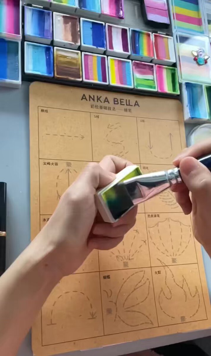 Relaxing ASMR brush stroke practice 🎨✨