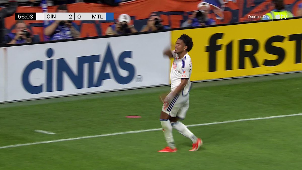 Evander takes it himself 🔥 FC Cincinnati sit No. 2 in the East.