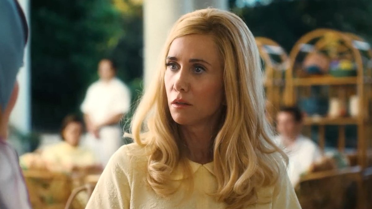 Kristen Wiig stars in the official trailer for #PalmRoyale: Season 2. The new season premieres November 12 on Apple TV+.