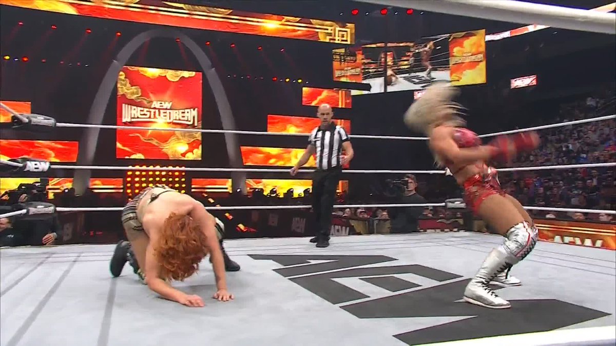 .Thekla テクラ gets stopped in her tracks! Watch #AEWWrestleDream on HBO Max PPV