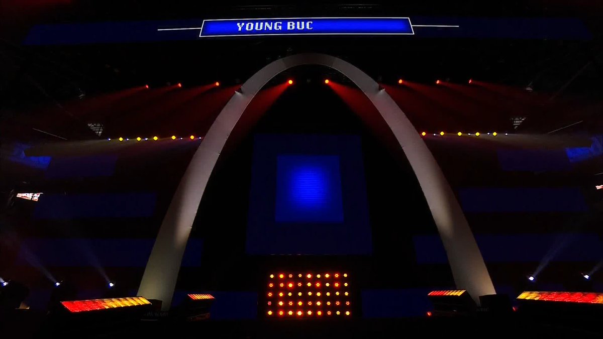 Young Bucks once again got their entrance DENIED after losing all money in gambling, as they only have $32.17 left in their account. LMAOOOO. THE BROKE BUCKS GOTTA BE THE BEST GIMMICK IN WRESTLING TODAY. 😭