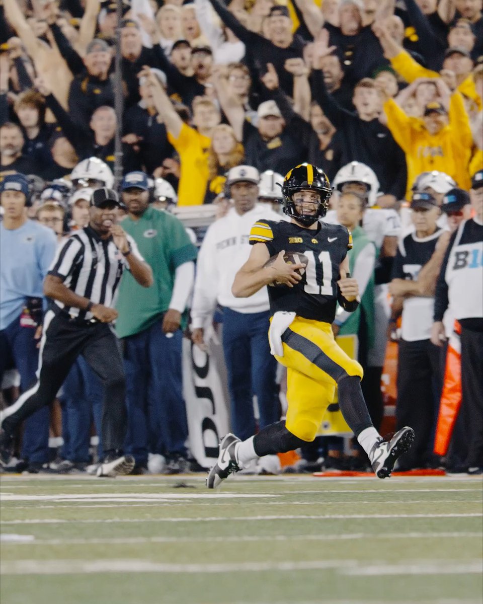 Sealed the Deal! Mark Gronowski x #Hawkeyes