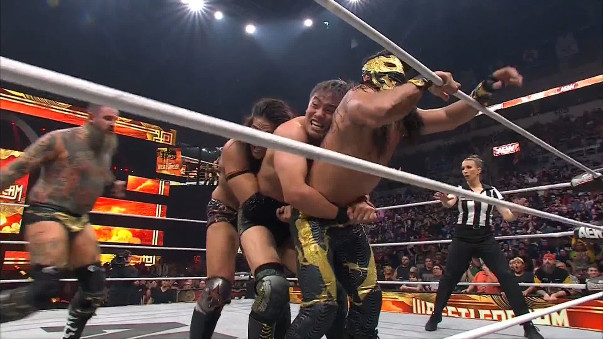 Bodies everywhere! Who’s going to recover first and seize the moment? Watch #AEWWrestleDream on HBO Max PPV