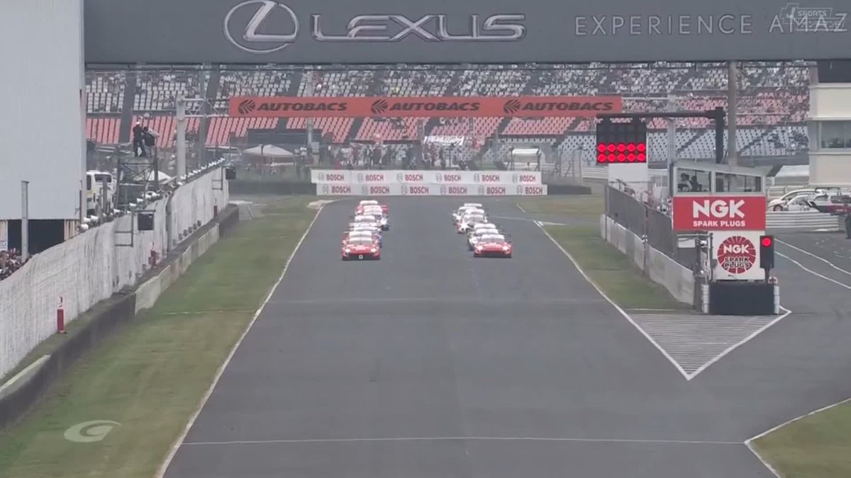 決勝スタートしました🏁 38号車 KeePer CERUMO GR Supra がスピンするアクシデント発生‼️ いきなり波乱の展開に😲 #SUPERGT 2025 第7戦 オートポリス 10/18〜10/19 徹底LIVE配信！ 🔽ご視聴/ご購入は🔽 #スーパーGT
