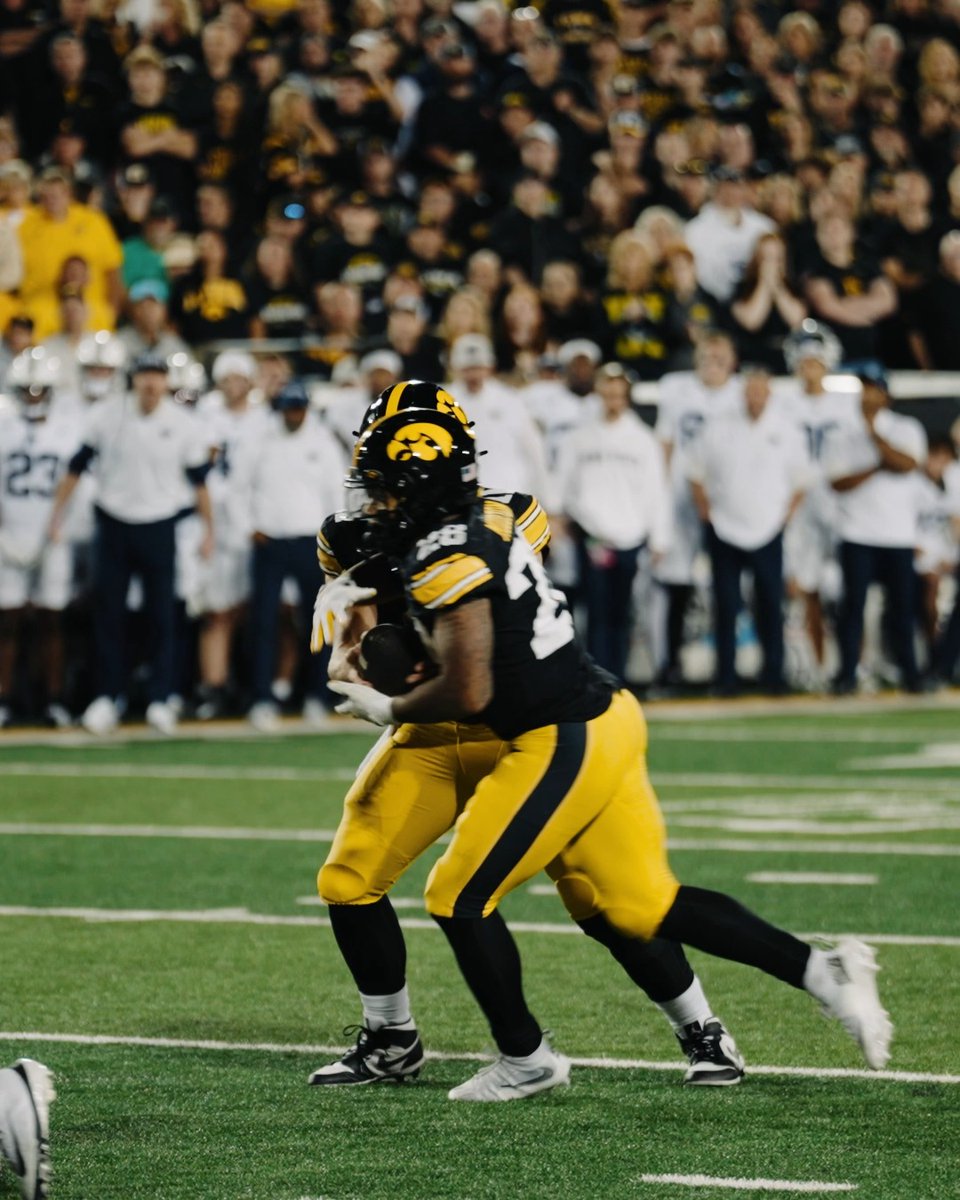 Good Mornin' Hawks!