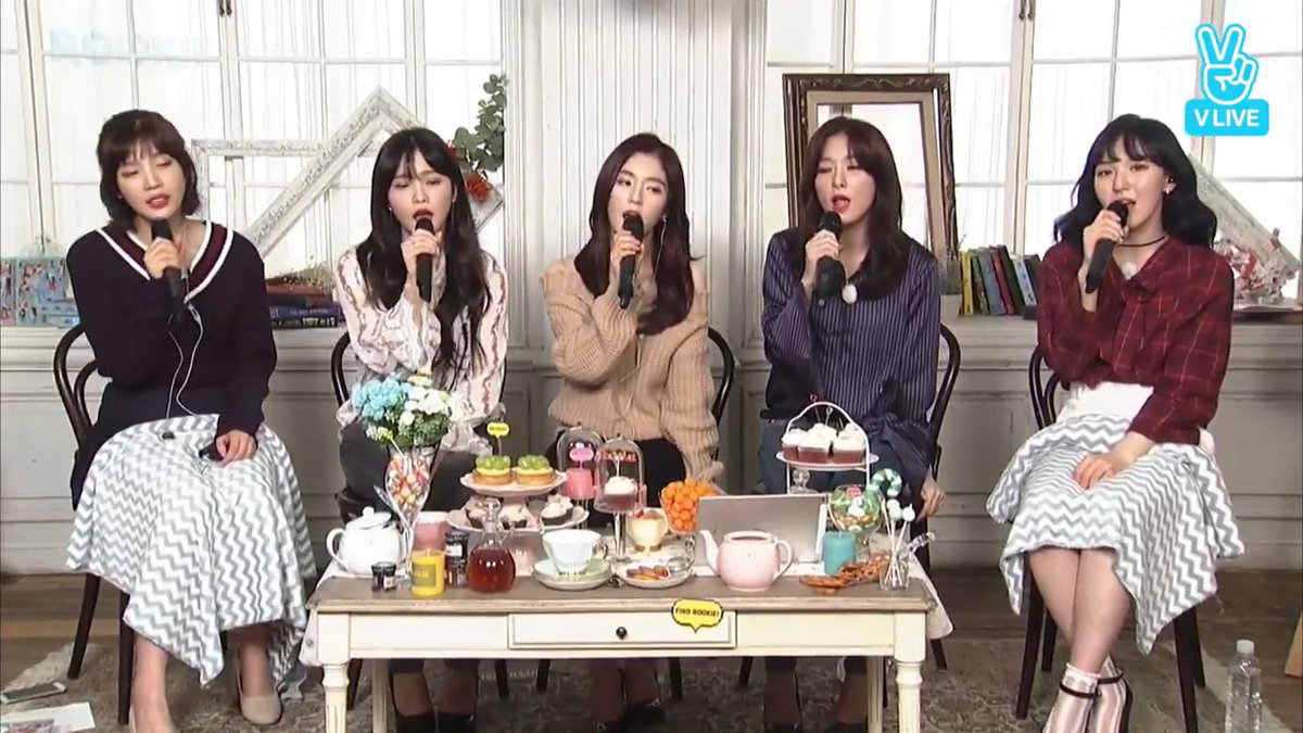 RED VELVET - LITTLE LITTLE