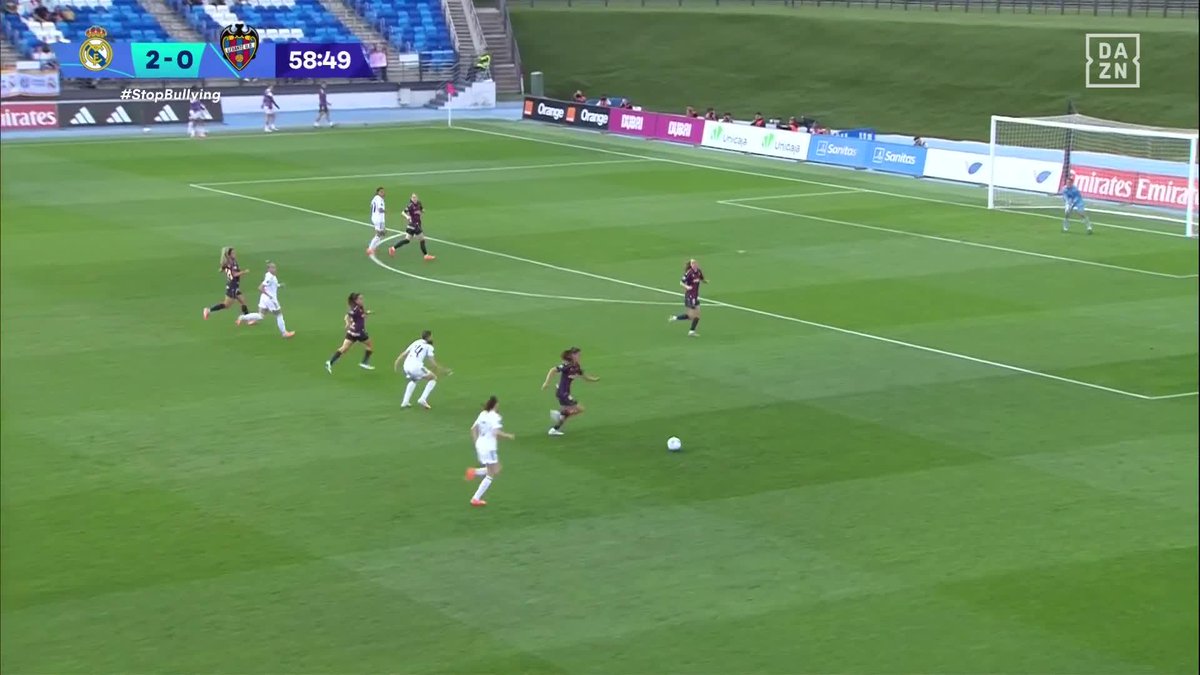💥 ¡LA LEY DEL EX NO FALLA! Alba Redondo marca el tercero del Real Madrid. Cinco minutos mágicos del cuadro blanco ‼️ #LigaFenDAZN
