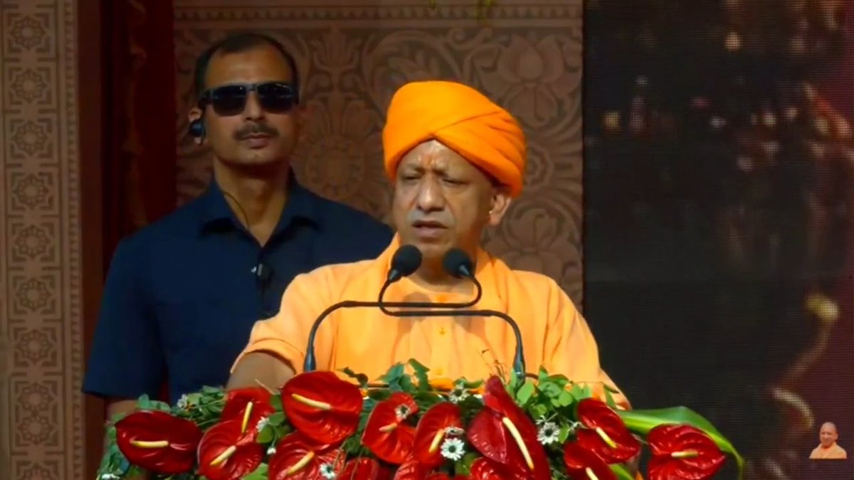 'उन्होंने' गोलियां चलवाईं, 'उन्होंने' ताले लगवाए... ये वही लोग हैं जो बाबर की कब्र पर जाकर सजदा करते हैं... इनके दोहरे चरित्र को हमें स्मरण रखना होगा कि कैसे भारत की सनातन आस्था को ये लोग अपमानित करते रहे हैं...