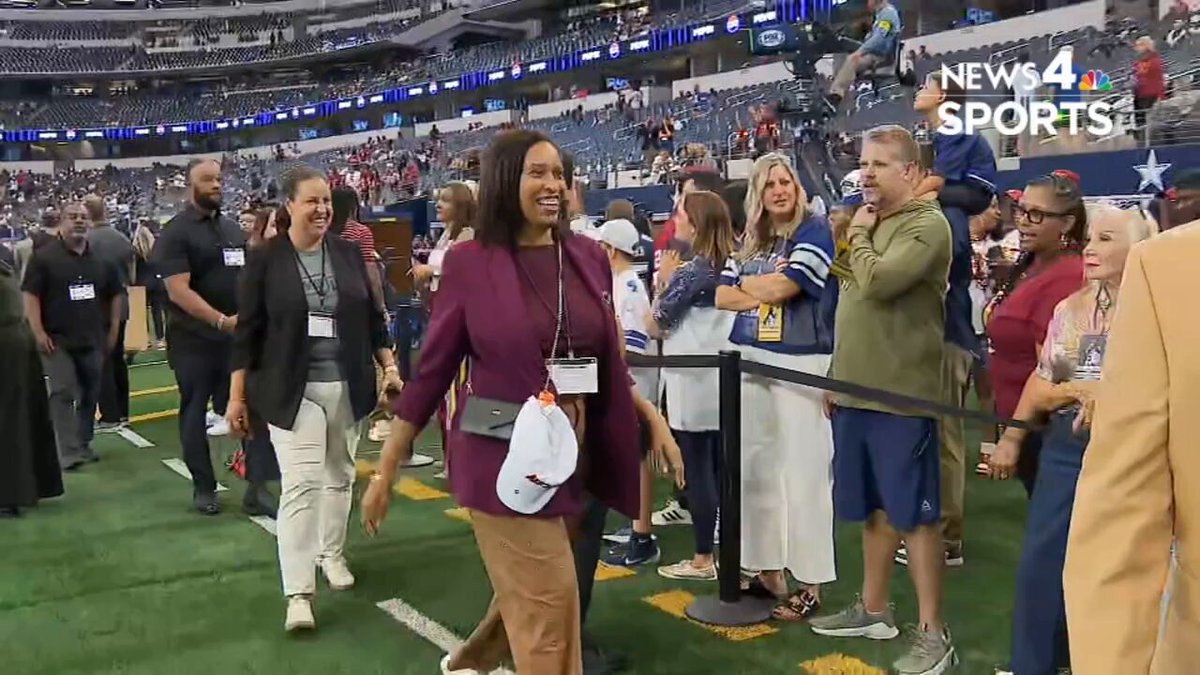 MAYOR'S ROAD TRIP: With the #Commanders set for a new stadium in DC, Mayor Muriel Bowser does some scouting at the Cowboys' AT&amp;T Stadium, along with HOF'er Darrell Green &amp; the ownership group JP Finlay spoke with the Mayor about her observations #RaiseHail Mark Segraves