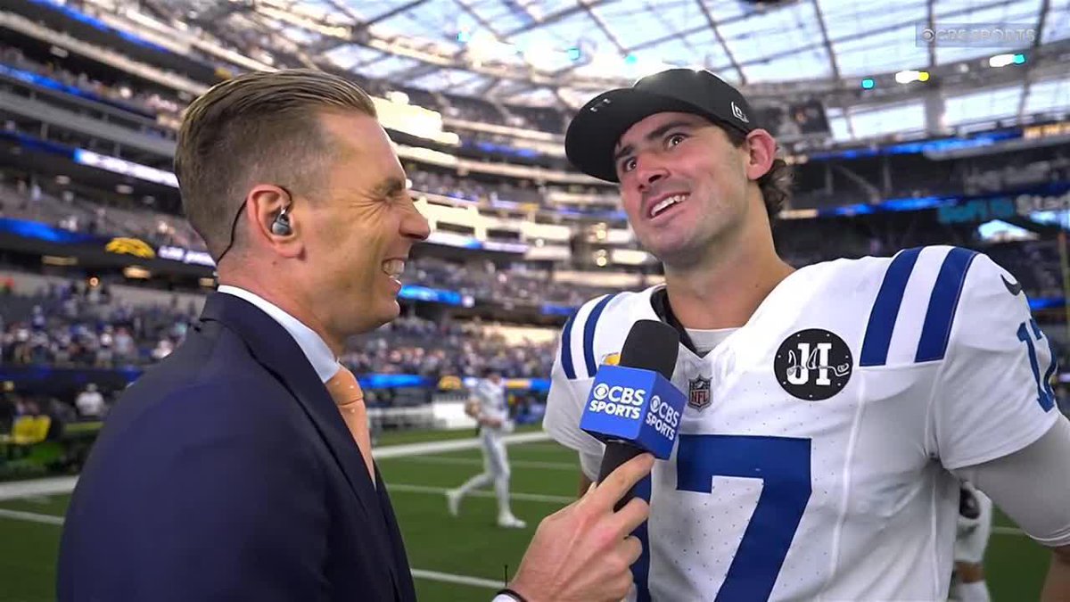 "Sounds like y'all didn't know much." 😂😂 Daniel Jones to Evan Washburn on what outsiders knew about the Indianapolis Colts heading into the season