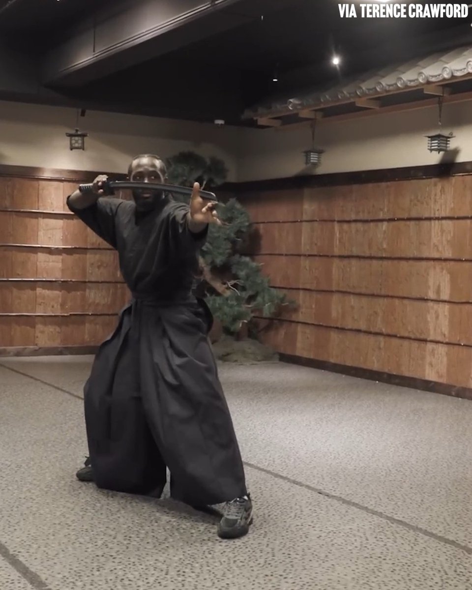 Terence Crawford was having too much fun at the Samurai Ninja Museum in Japan 🤣🇯🇵