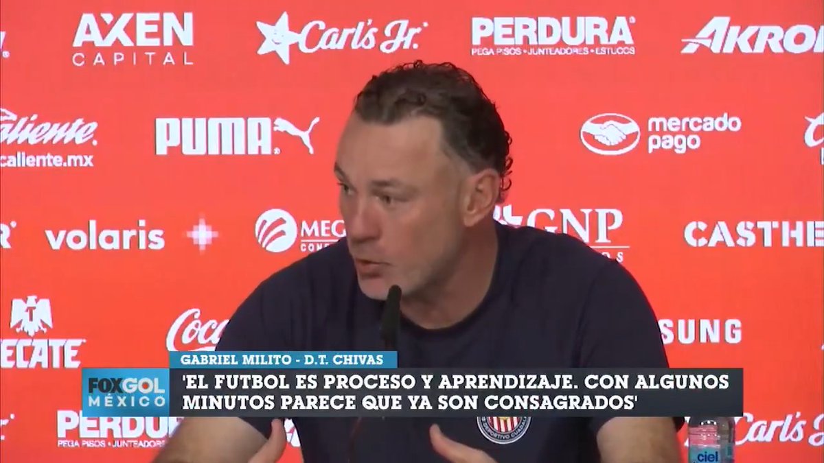 "VENGO DE UN PAÍS (ARGENTINA) EN DONDE UN FUTBOLISTA QUE TE HACE 7 GOLES NO SE RECLAMA QUE VAYA A LA SELECCIÓN" 👏 #FOXGolMexico | Gabriel Milito pidió cautela con los jugadores mexicanos. "Que se consoliden primero y el día que vayan a Europa, no van a volver a los 6 meses"