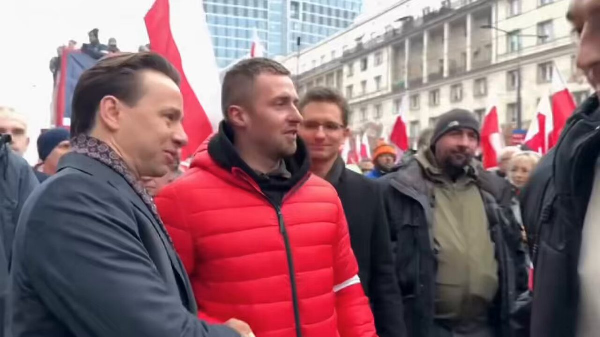 11 listopada to dzień, w którym wspólnie świętujemy wolność, niepodległość i dumę z naszej Ojczyzny. Zapraszamy wszystkich do udziału w Marszu Niepodległości, który przejdzie ulicami Warszawy. 📅 Data: 11 listopada 📍 Warszawa Przyjdź z rodziną i przyjaciółmi. Pokażmy, że Polska jest jedna — silna, wolna i niepodległa 🇵🇱