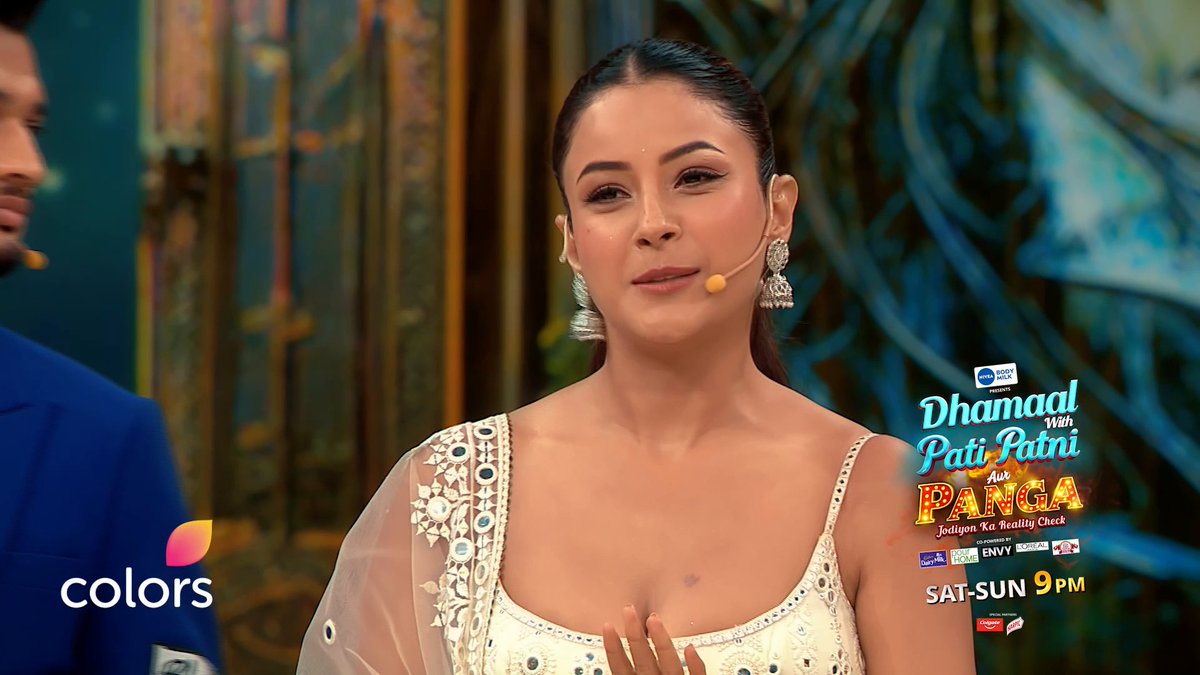 Hoga hasi, masti aur bahut saara thrill kyunki aa rahi hai jeetne sabke dil, Shehnaaz Gill! 💞 Dekhiye #DhamaalWithPatiPatniAurPanga - Jodiyon Ka Reality Check, har Sat-Sun raat 9 baje, #Colors aur JioHotstar par. NIVEA #CadburyDairymilk pourhomerange ENVY #LorealParisIndia Amazon India ColgateIndia #ShehnaazGill Sonali Bendre Behl munawar faruqui #AbhishekKumar #IshaMalviya GURMEET CHOUDHARY debina bon choudhary Hina Khan #RockyJaiswal #RubinaDilaik #AbhinavShukla Avika Gor #MilindChandwani Swara Bhasker #FahadAhmad geeta phogat Pawan Saroha Sudesh Lehri #MamtaLehri